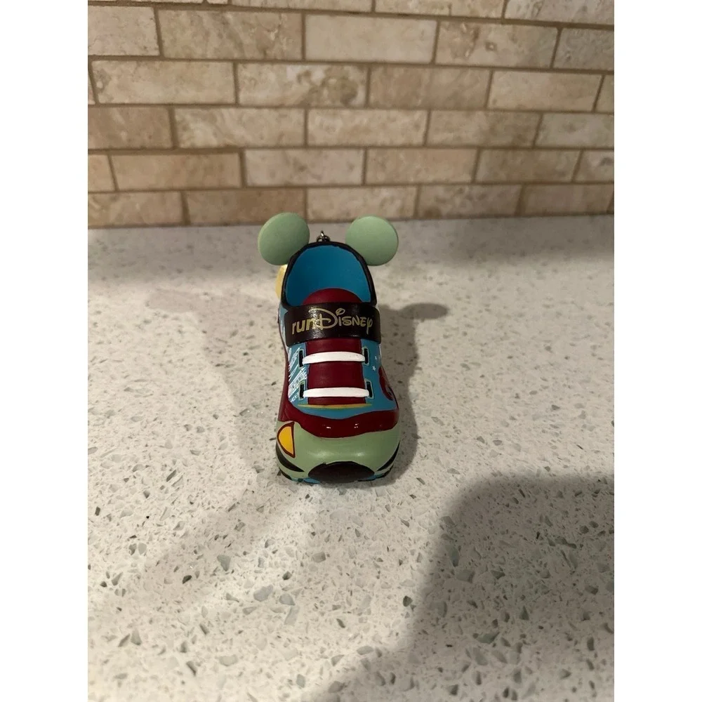 runDisney 2017 Disney Wine & Dine Half Marathon Weekend‎ Shoe Ornament